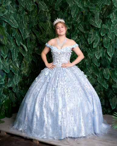 Schulterfreies Ballkleid mit 3D-Blumenmuster von Calla WB21550
