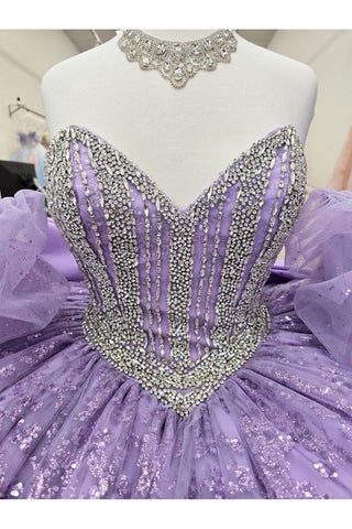 Trägerloses Ballkleid mit Schleife von Petite Adele PQ1080