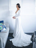 Weißes Satin Langarm V-Ausschnitt mit Schleppe Einfache Brautkleider,DB0164