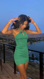 Women Close-Fitting Solid Color Dress Halter Neck Sleeveless Sexy Green Homecoming Dress Y2659