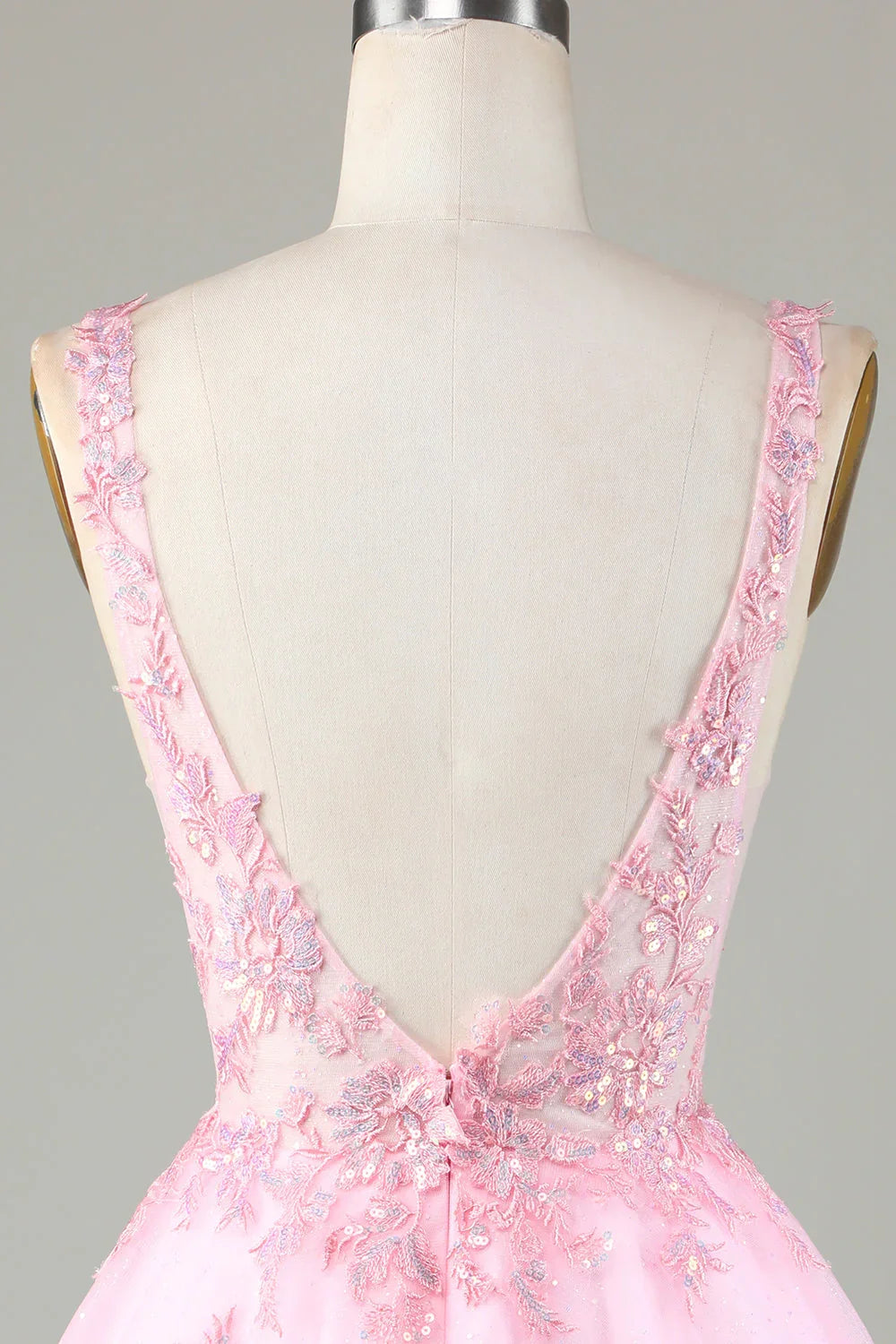 Niedliches pinkes Glitzer-Pailletten-Kleid mit Applikationen für den Homecoming