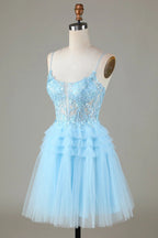Niedliches A-Linien-Trägerkleid mit Pailletten in Blau, kurzes Homecoming-Kleid mit Applikationen