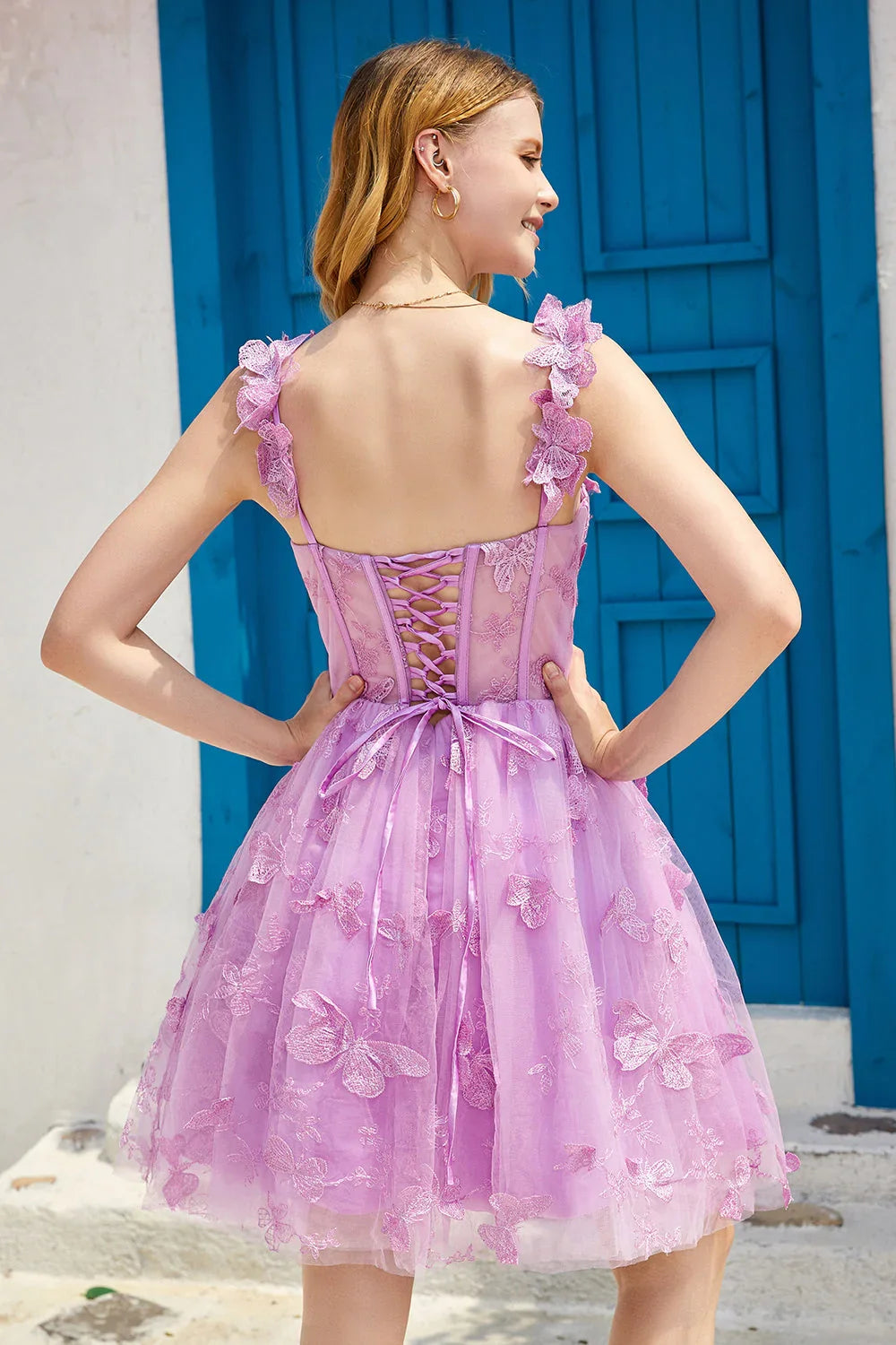 Niedliches A-Linien-Korsett-Kurzballkleid in Lila mit Applikationen