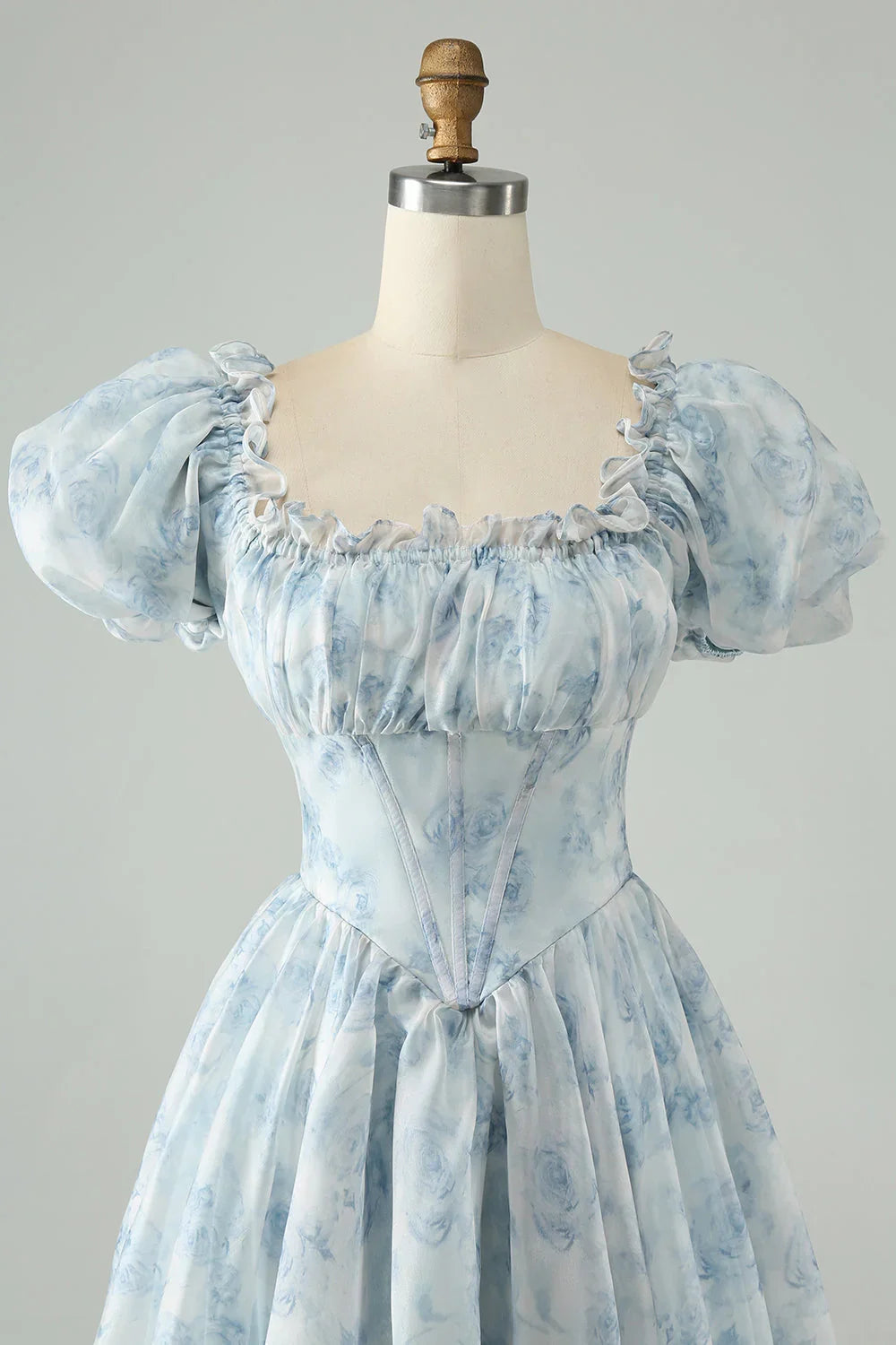 Niedliches hellgrünes A-Linien-Quadratausschnitt-Blumenkleid mit Rüschen für den Homecoming