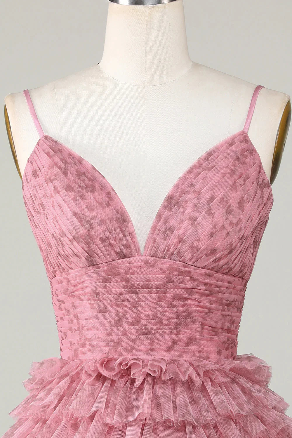 Vestido blush fofo de linha A com alças finas e babados para baile de finalistas