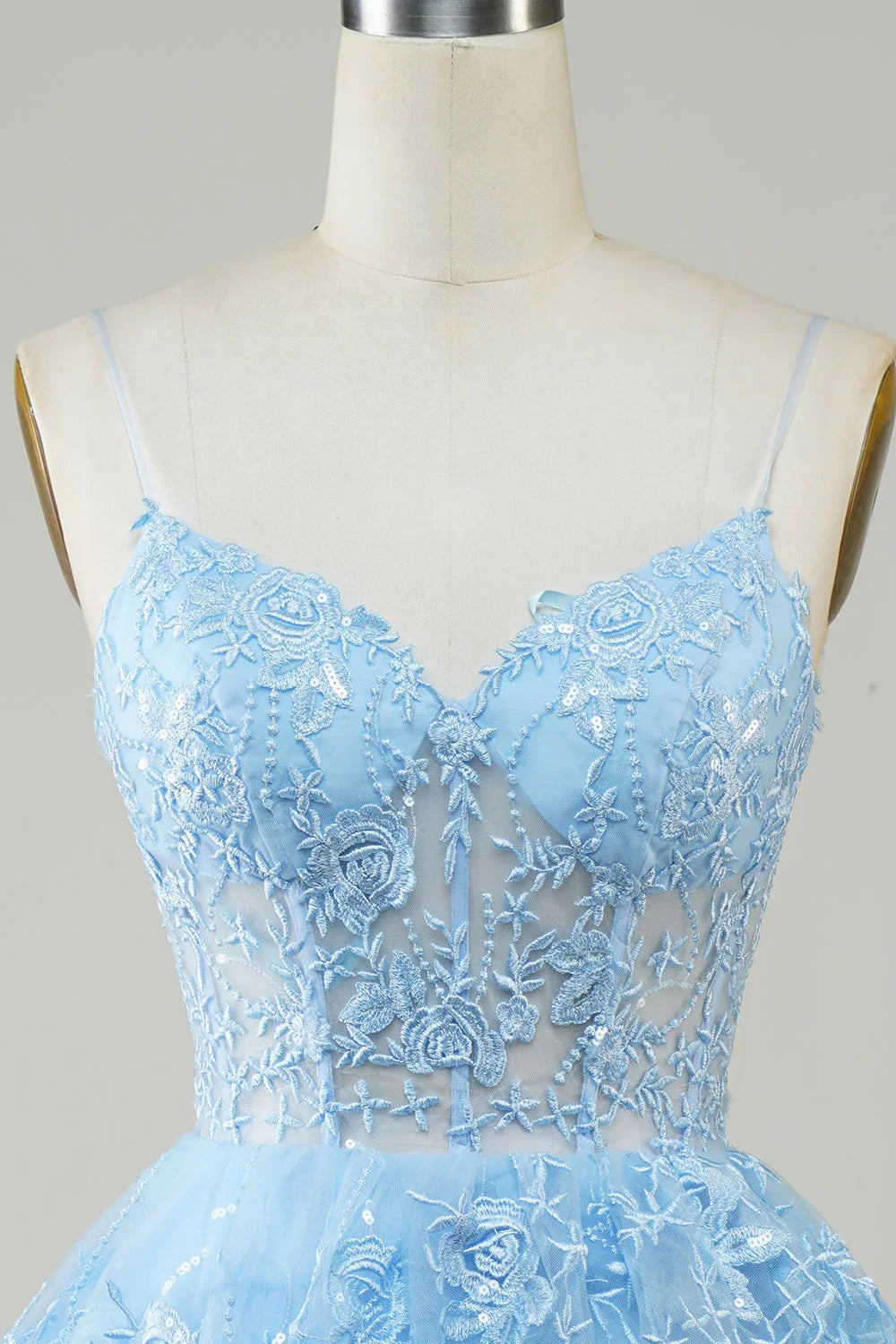 Niedliches Schwarzes A-Linien Funkelndes Pailletten Etagen Korsett Kurzes Homecoming Kleid
