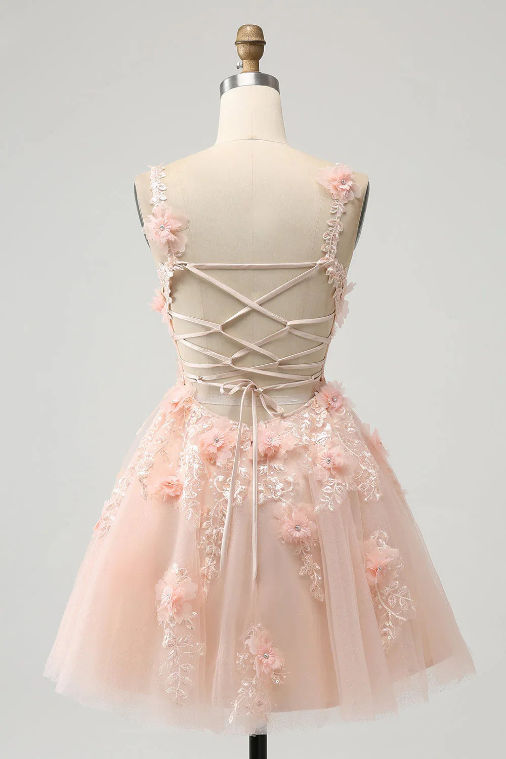 Vestido Corto de Regreso a Casa con Corsé de Lentejuelas en Forma de A, Escote en V y Aplicaciones, en un Tierno Color Rubor