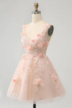 Vestido Corto de Regreso a Casa con Corsé de Lentejuelas en Forma de A, Escote en V y Aplicaciones, en un Tierno Color Rubor