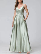 A-Line Bridesmaid Dress Spaghetti Strap Sleeveless Elegant Floor Length Satin with Split Front / Ruching