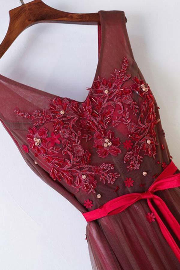 Vestido de festa comprido, corte A, cor vinho, com cinto e aplicações, PG702