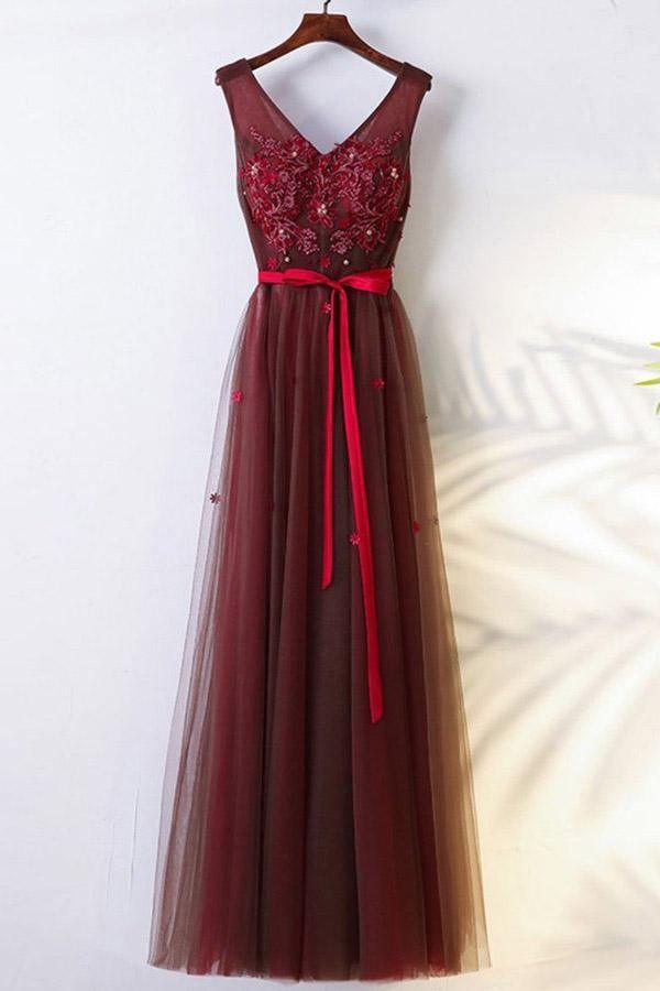 Vestido de festa comprido, corte A, cor vinho, com cinto e aplicações, PG702
