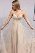 Abito da ballo lungo in tulle con spalline a linea A, impero, intrecciate e incrociate sul retro, perlate, modello PG825