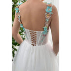 Vestido de festa de casamento branco com alças finas e flores em linha A 