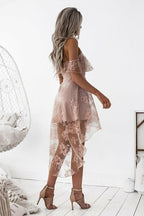 Robe de bal asymétrique sans manches en dentelle avec volants PG192