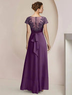 Vestido de mãe da noiva em corte A, formal, para festa de casamento, elegante, decote redondo, assimétrico, comprimento chá, chiffon, renda, manga curta com aplicações de lantejoulas e missangas