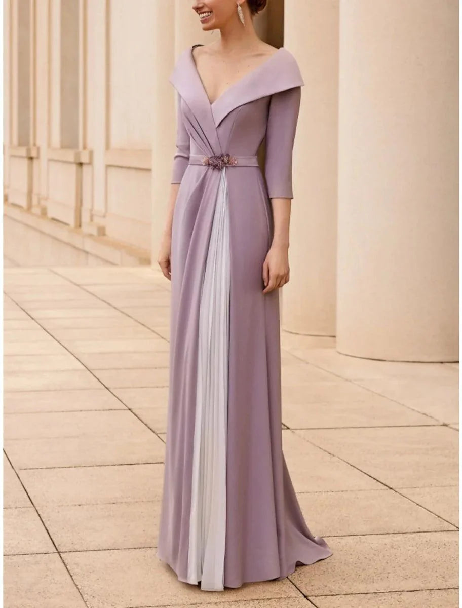 Vestido de mãe da noiva em corte A, elegante, decote em V, cauda longa, chiffon elástico, manga curta com aplicações franzidas