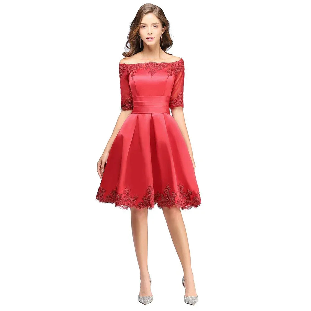 Robe de bal asymétrique bustier manches courtes avec applications de dentelle