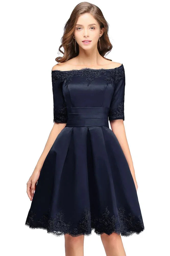 Robe de bal asymétrique bustier manches courtes avec applications de dentelle
