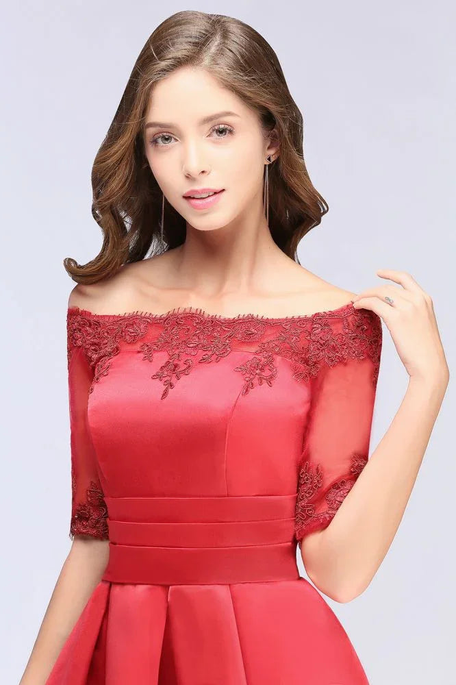 Robe de bal asymétrique bustier manches courtes avec applications de dentelle