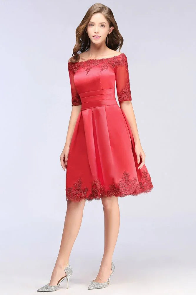 Robe de bal asymétrique bustier manches courtes avec applications de dentelle