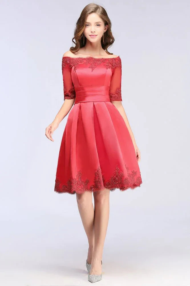 Robe de bal asymétrique bustier manches courtes avec applications de dentelle