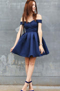 Abito da ballo a linea A senza spalline blu navy corto in satin senza maniche PD404