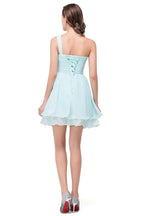 A-Line Ein Schulter Chiffon Homecoming-Kleid