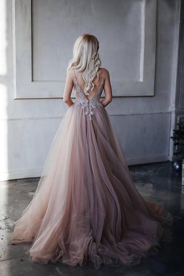 Vestido de festa princesa com alças finas e cauda longa e aplicações PG787