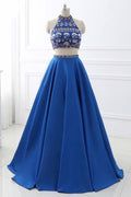 Robe de bal deux pièces bleu royal en satin sans dos à col bâteau avec cristaux PG916