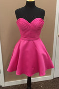 Robe de bal court PD277 simple et satinée à décolleté cœur pour le retour à la maison, coupe A