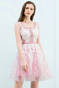 Robe de bal trapèze courte manches courtes sans bretelles avec applications de dentelle en tulle