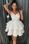 Robe de bal à bretelles spaghetti, coupe A, à volants courts en satin avec dentelle PD025