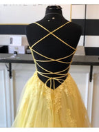 Vestido de festa comprido amarelo com alças finas e aplicações PSK211