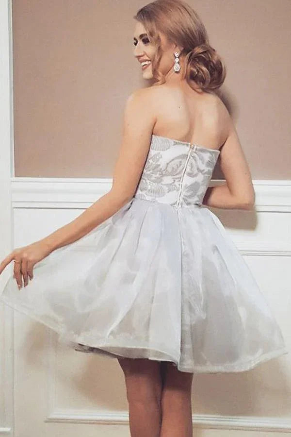A-Linien trägerloses kurzes Organza-Heimkehrballkleid mit Applikationen PD291