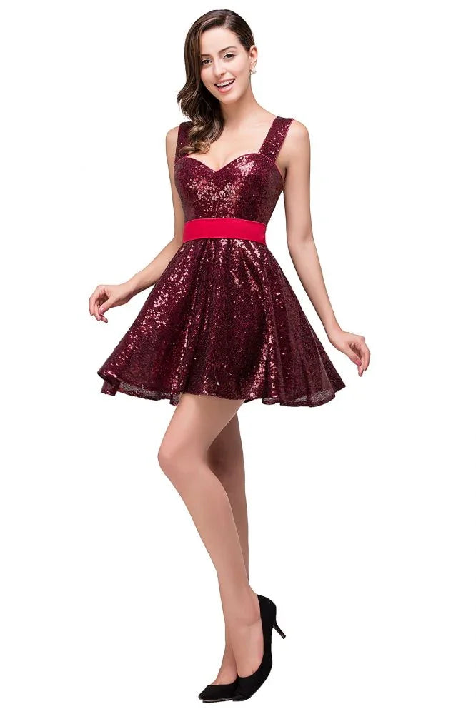 Abito da ballo a linea A con scollo a cuore e paillettes
