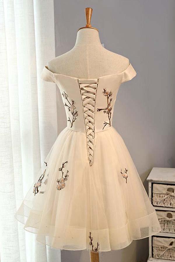A-Line Tüll Kurzes Abschlussballkleid Homecoming-Kleid Mit Stickerei PD130