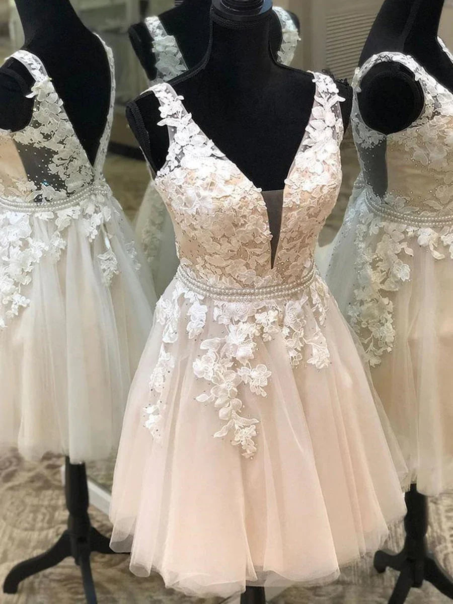 A-Line V-Ausschnitt Spitze Blumen Kurz Abschlussballkleid Rückenfreies Formell Abschlussfeier Homecoming Kleider