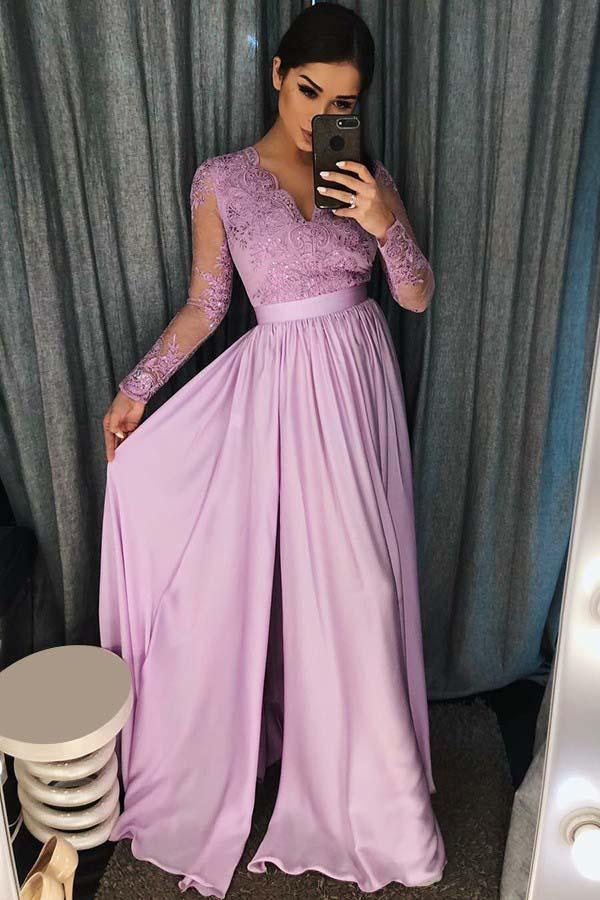 Vestido de festa/noite em cetim roxo com decote em V e corte A, com aplicações de missangas PG743