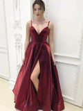 Une robe de soirée longue et formelle en satin pour le bal de fin d'études, avec encolure en V et fente haute sur le côté
