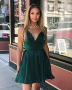 Vestidos de baile curtos com decote em V e corte A, vestidos de cerimónia em veludo para baile de finalistas e baile de finalistas