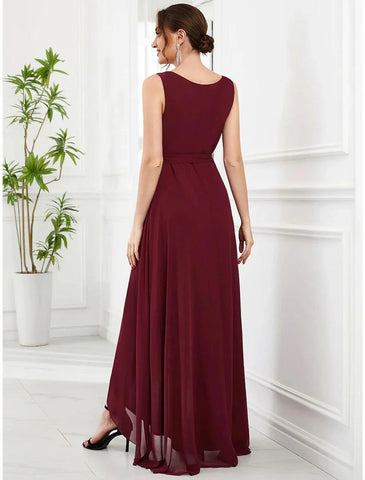A-Linie Hochzeitsgastkleider Elegantes Kleid Partykleidung Hochzeitsfeier Asymmetrisch Ärmellos V-Ausschnitt Brautjungfernkleid Chiffon mit Rüschen Riemchen
