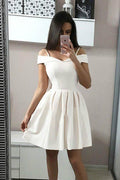 Robe de bal court pour le retour à la maison en satin blanc à bretelles spaghetti ligne A PD249