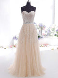 Robe de bal sans manches en tulle à décolleté cœur et ligne A/élégante