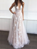 Robe de bal droite/élégante à col en V, longueur sol, sans manches en tulle avec appliqués