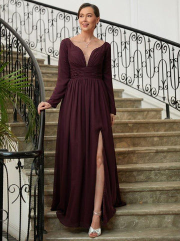 A-Linie/Princess-Linie Chiffon Gerüscht V-Ausschnitt Lange Ärmel Bodenlang Kleider für die Brautmutter