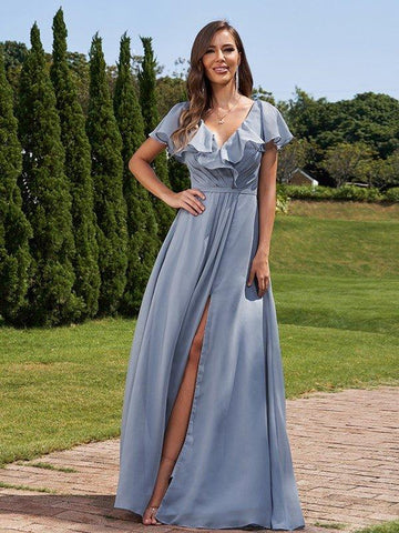 A-Linie/Princess-Linie Chiffon Rüschen V-Ausschnitt Kurze Ärmel Bodenlang Brautjungfernkleider