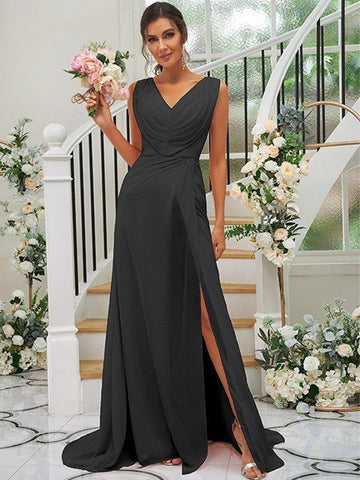 A-Linie/Princess-Linie Chiffon Rüschen V-Ausschnitt Ärmellos Sweep/Pinsel zug Brautjungfernkleider