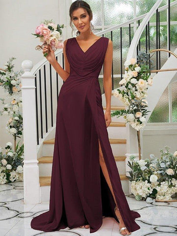 A-Linie/Princess-Linie Chiffon Rüschen V-Ausschnitt Ärmellos Sweep/Pinsel zug Brautjungfernkleider