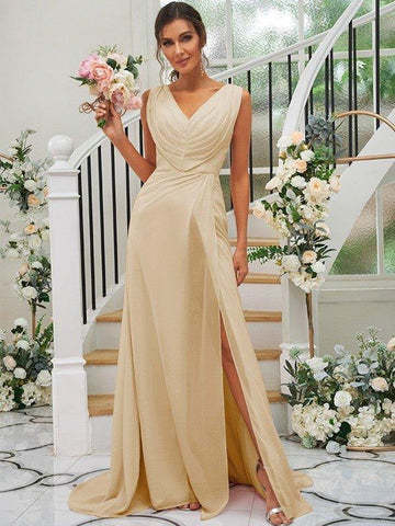 A-Linie/Princess-Linie Chiffon Rüschen V-Ausschnitt Ärmellos Sweep/Pinsel zug Brautjungfernkleider