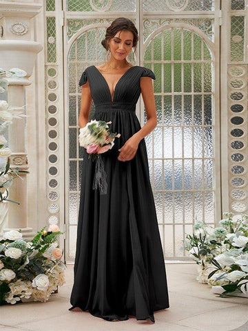 A-Linie/Princess-Linie Chiffon Rüschen V-Ausschnitt Ärmellos Sweep/Pinsel zug Brautjungfernkleider
